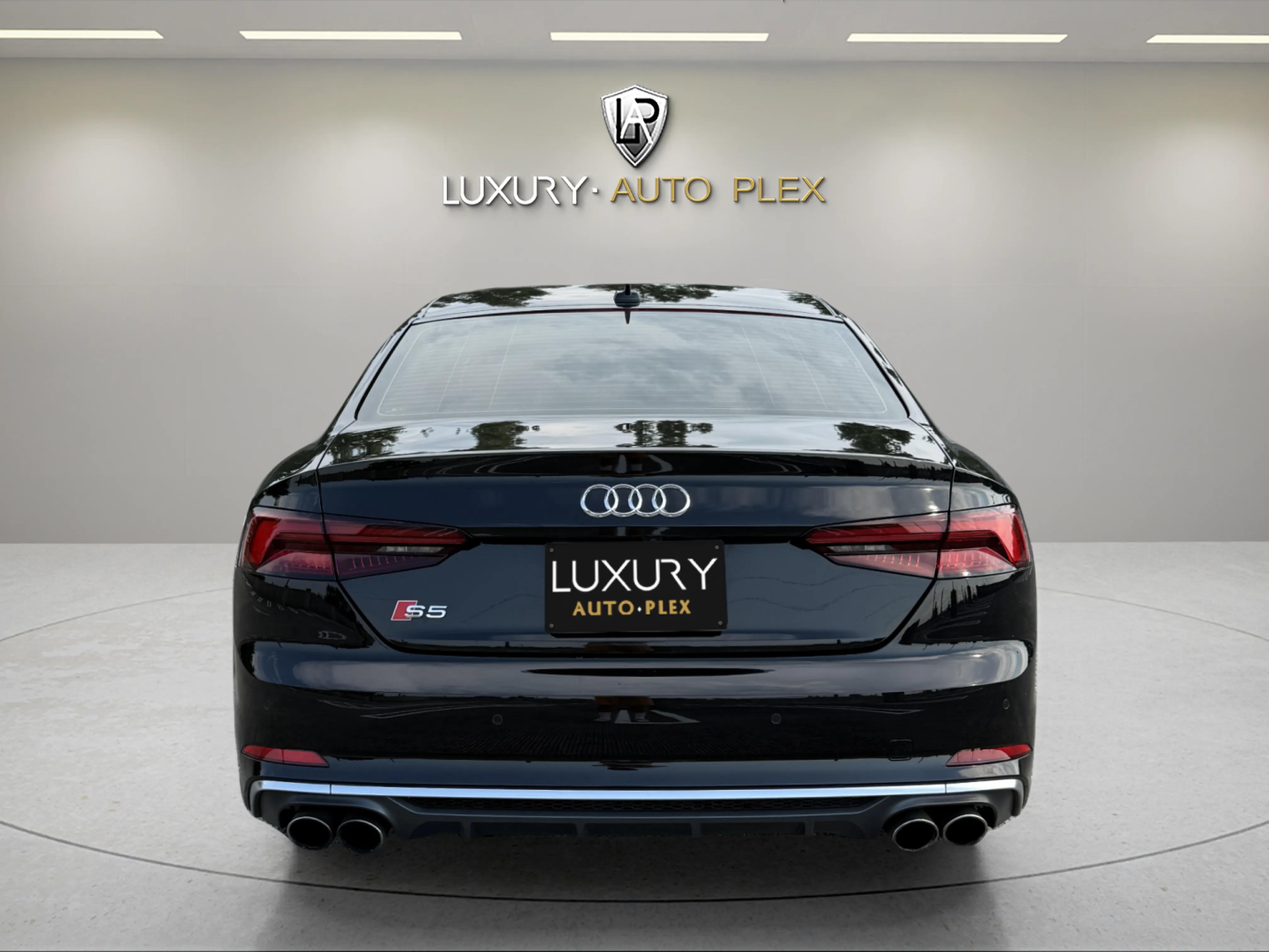 2018 Audi S5 Prestige photo 4