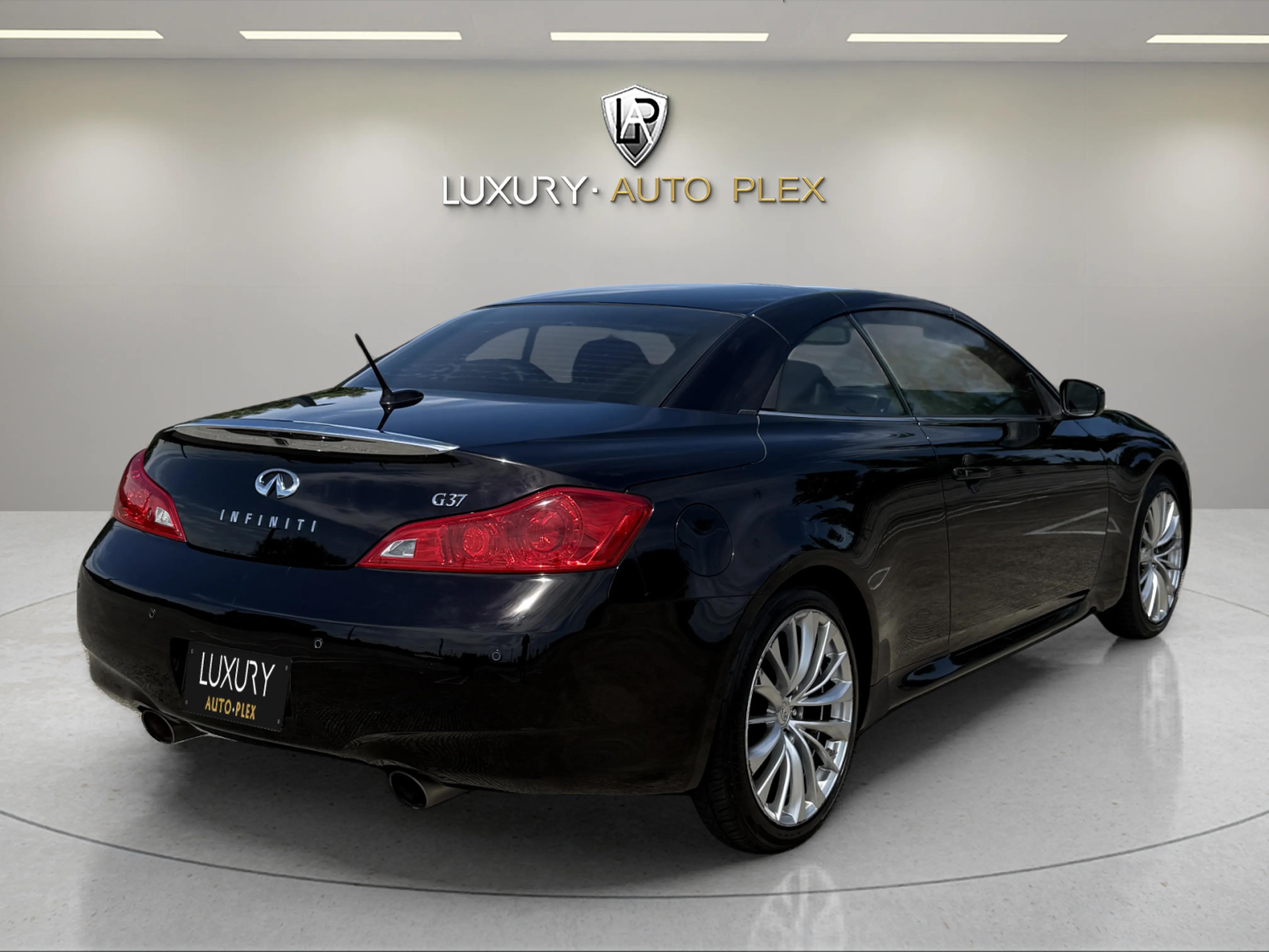 Pre-Owned 2012 INFINITI G G372D Cabriolet Oregon Portland
