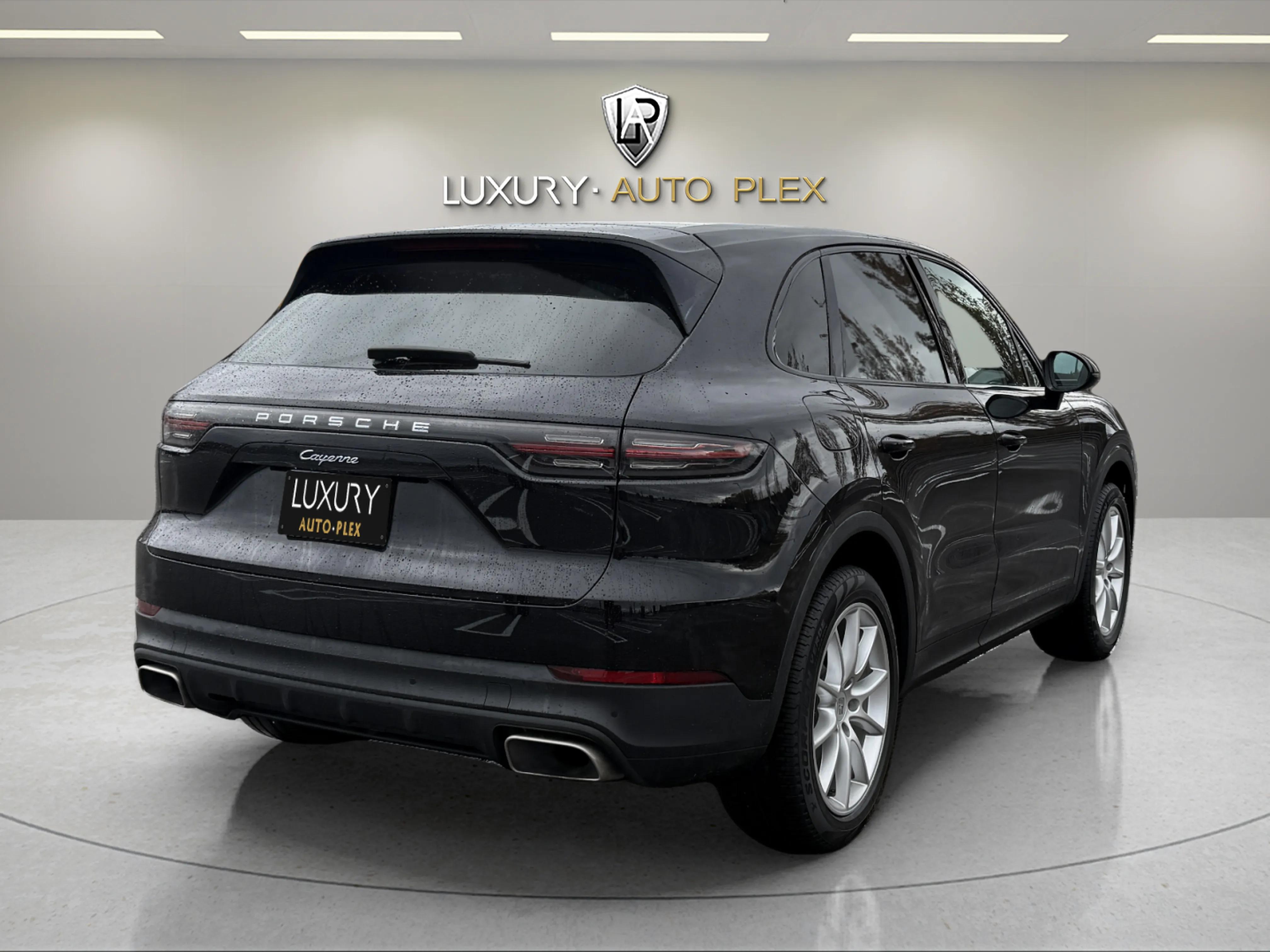 2019 Porsche Cayenne photo 4