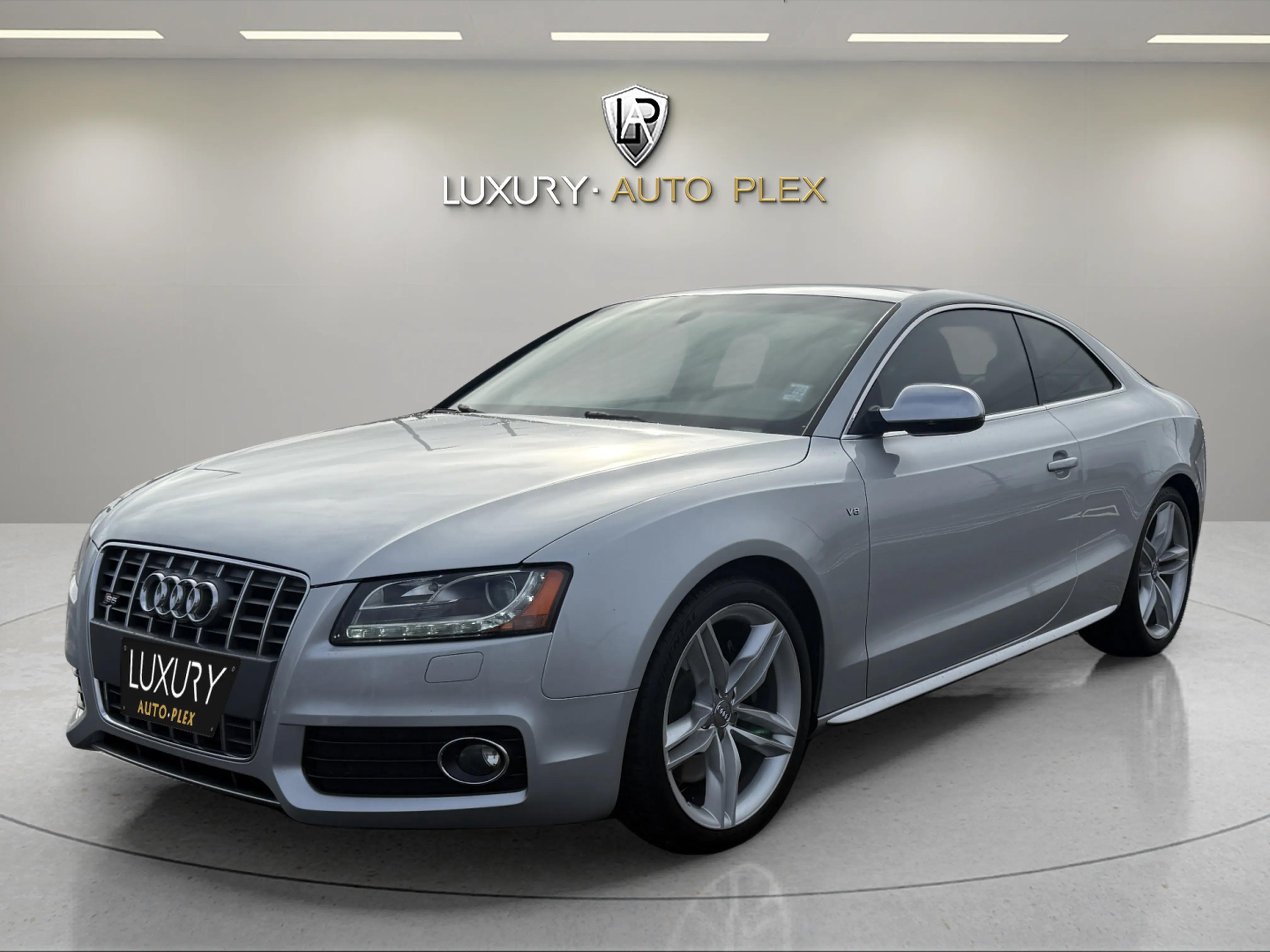 2012 Audi S5 Premium Plus's photo