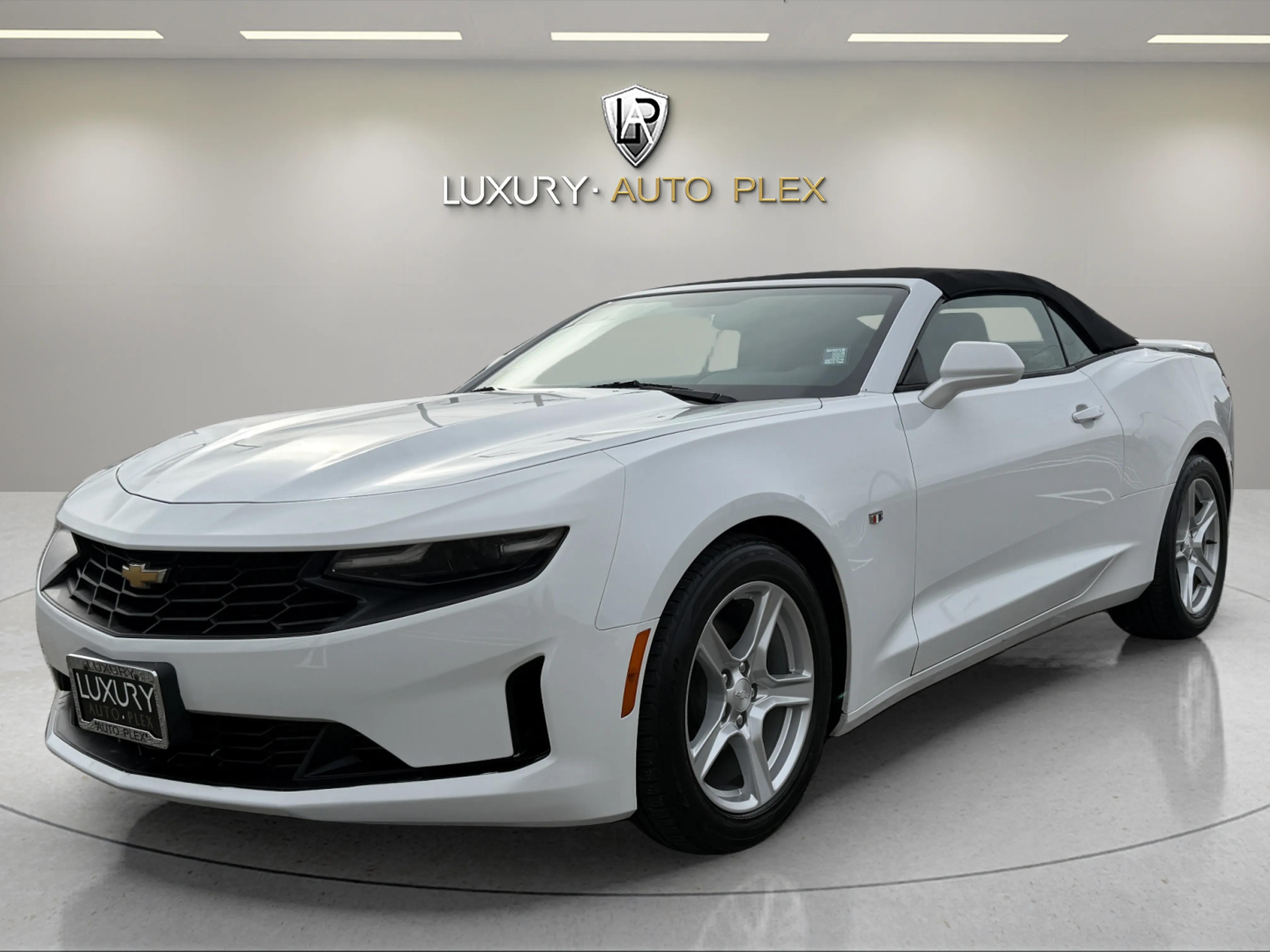 2020 Chevrolet Camaro 1LT's photo