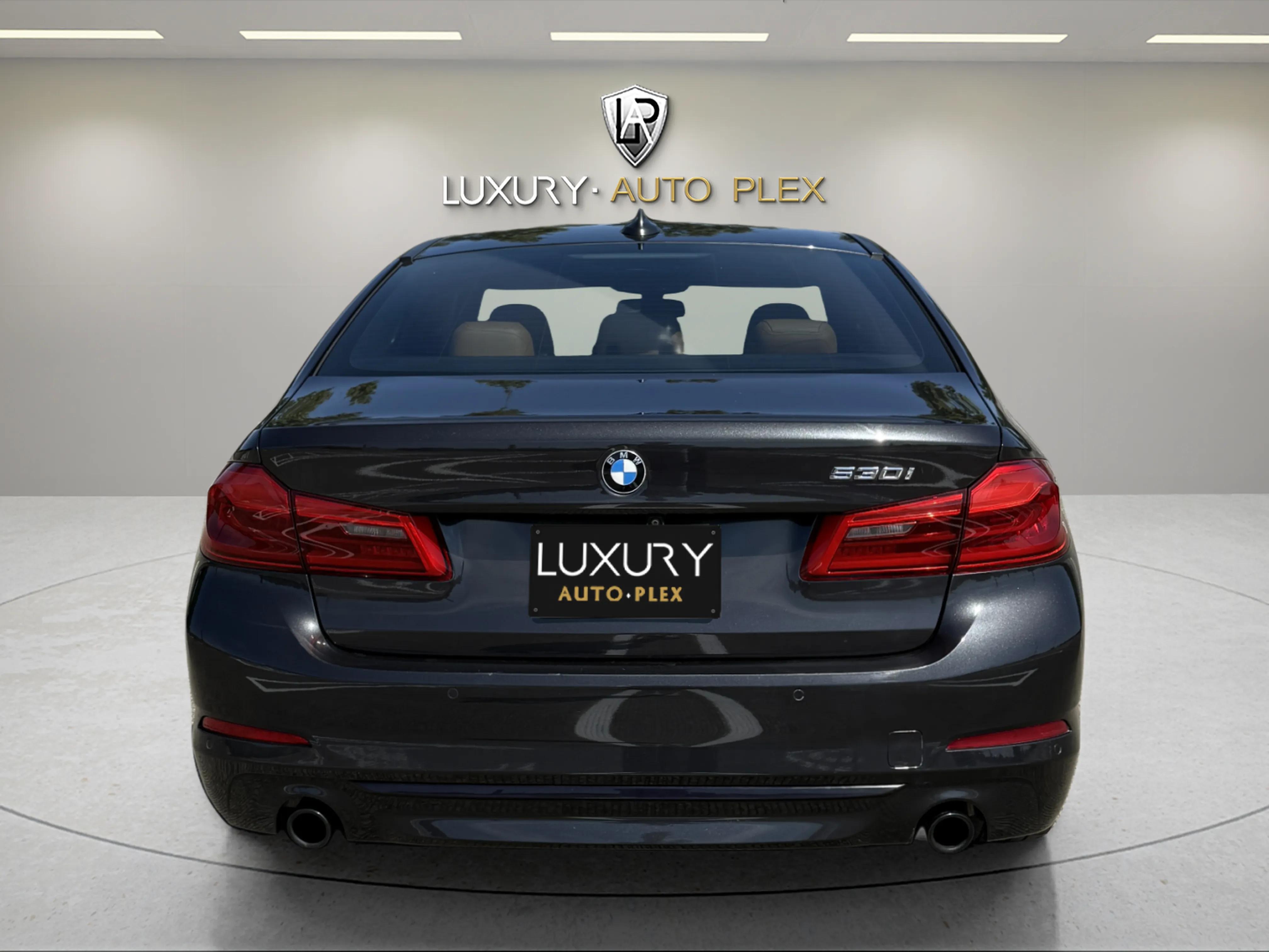 2018 Bmw 530i Sedan photo 4