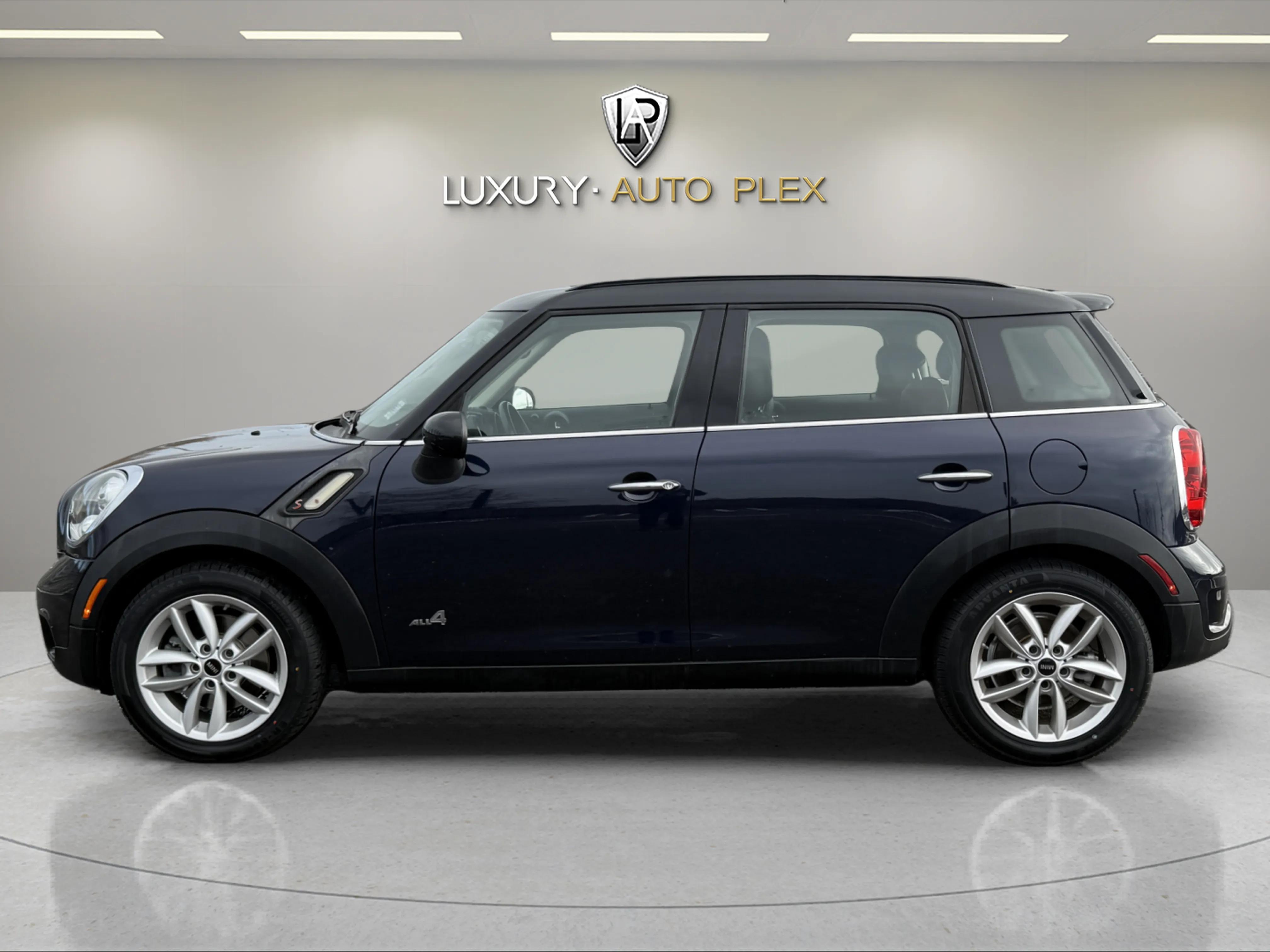2014 Mini Countryman S ALL4 photo 2