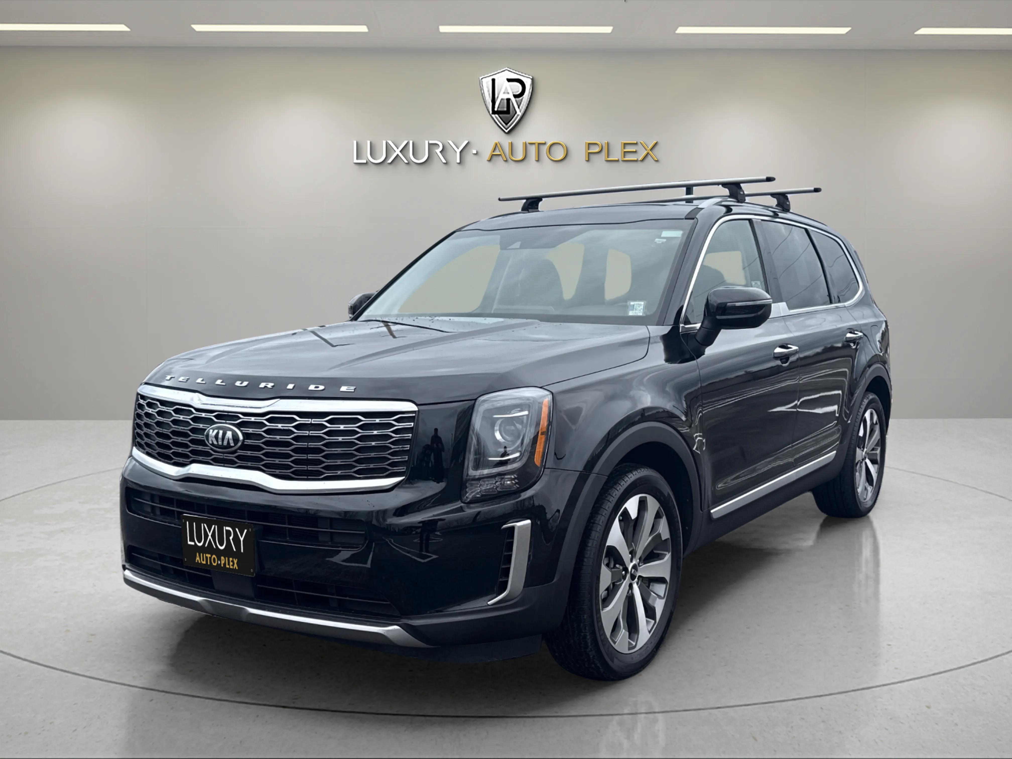 2020 Kia Telluride S's photo